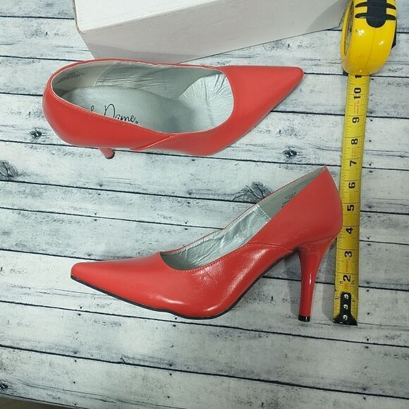 Le Dame Sexy Red High Heels Woman's SZ 11D - Picture 4 of 8